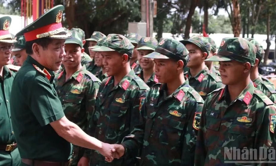 Ban Chỉ đạo Quốc gia kiểm tra c&ocirc;ng t&aacute;c t&igrave;m kiếm, quy tập v&agrave; x&aacute;c định danh t&iacute;nh h&agrave;i cốt liệt sĩ tại Quảng Ng&atilde;i