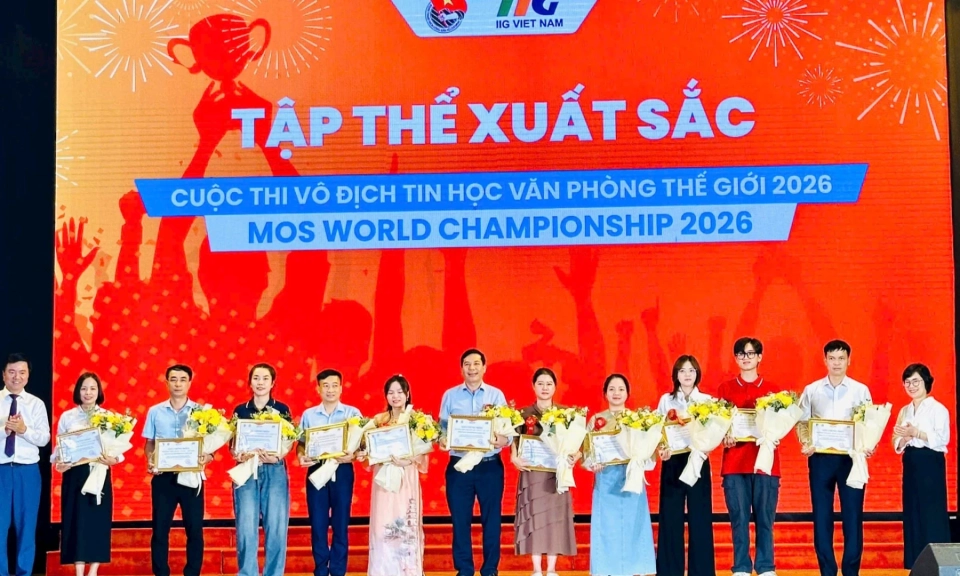 S&aacute;u đại sứ MOS Việt Nam sẽ tranh t&agrave;i tại Mỹ