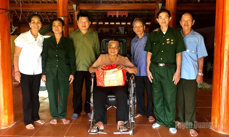 S&aacute;ng m&atilde;i tinh thần Thanh ni&ecirc;n xung phong