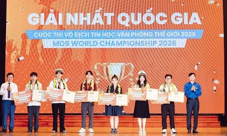 6 bạn trẻ đại diện Việt Nam dự chung kết tin học văn ph&ograve;ng thế giới tại Hoa Kỳ