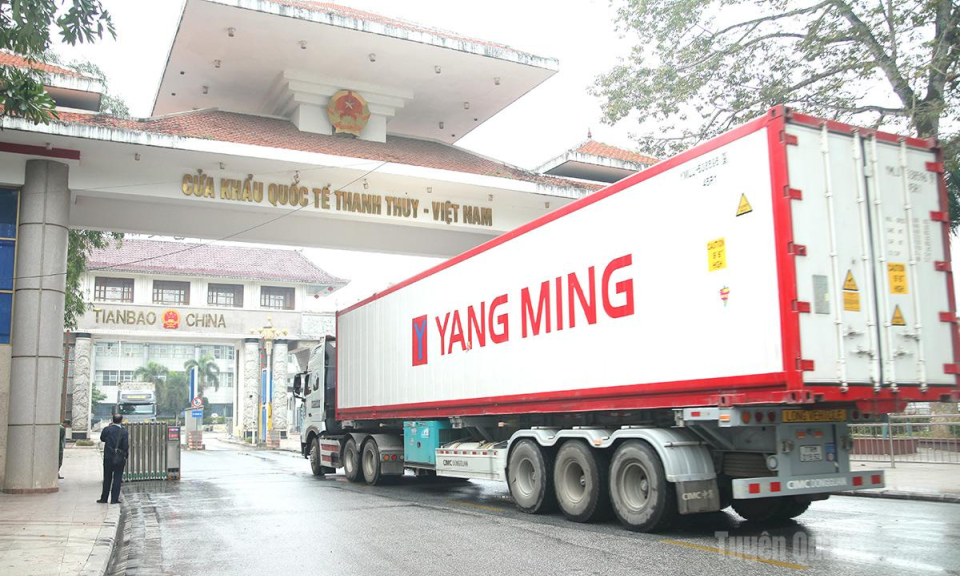 Kim ngạch xuất nhập, khẩu qua Cửa khẩu quốc tế Thanh Thủy đạt tr&ecirc;n 323 triệu USD