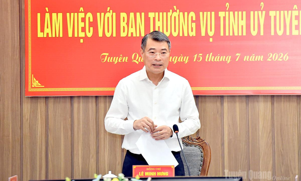 Thủ tướng Ch&iacute;nh phủ L&ecirc; Minh Hưng l&agrave;m việc với Ban Thường vụ Tỉnh ủy Tuy&ecirc;n Quang