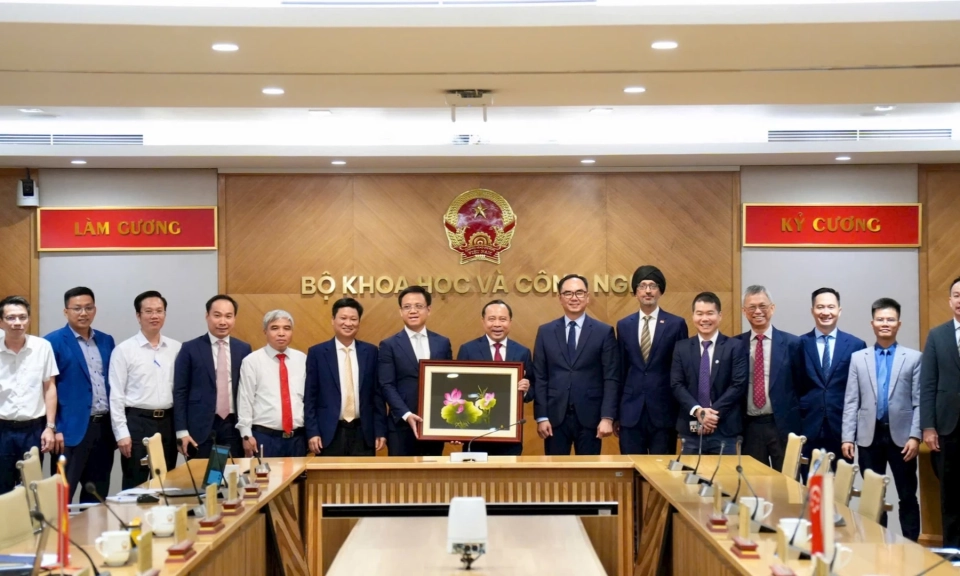 Bộ Khoa học v&agrave; C&ocirc;ng nghệ đồng h&agrave;nh x&acirc;y dựng Trung t&acirc;m Nghi&ecirc;n cứu Sản xuất ti&ecirc;n tiến Việt Nam