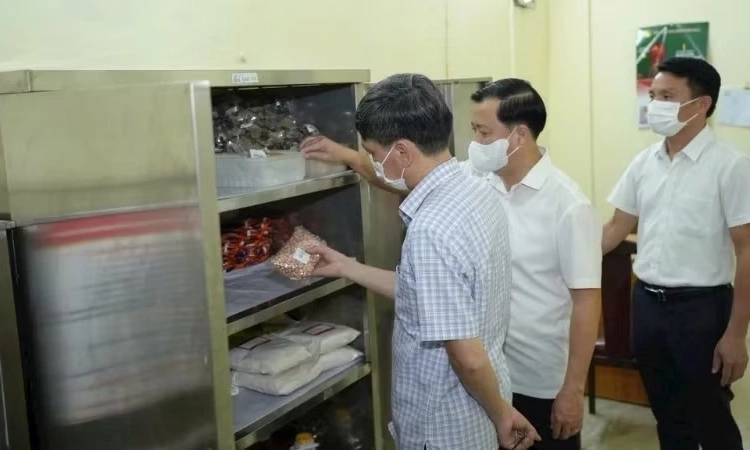 Quản l&yacute; an to&agrave;n thực phẩm theo chuỗi cung ứng