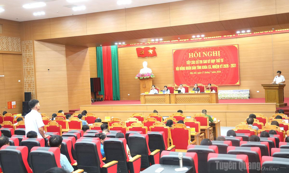 Cử tri x&atilde; Du Gi&agrave; v&agrave; x&atilde; Bắc M&ecirc; kiến nghị nhiều vấn đề về hạ tầng, chuyển đổi số