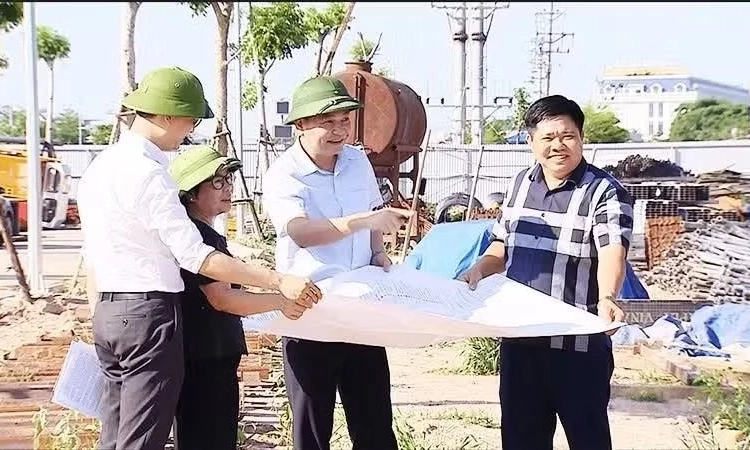 X&acirc;y dựng cơ chế ph&acirc;n cấp, ph&acirc;n quyền thực chất, r&otilde; tr&aacute;ch nhiệm
