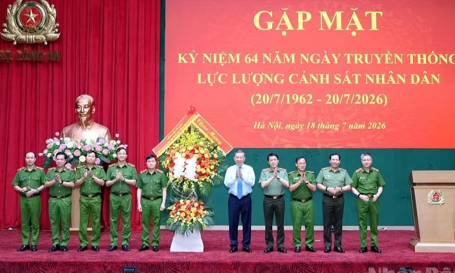 Ph&aacute;t huy vai tr&ograve; lực lượng n&ograve;ng cốt trong x&acirc;y dựng x&atilde; hội kỷ cương, an to&agrave;n