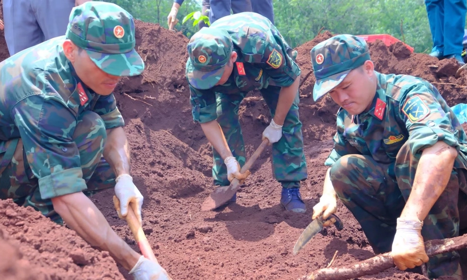 Thần tốc lần theo dấu những người l&iacute;nh chưa trở về
