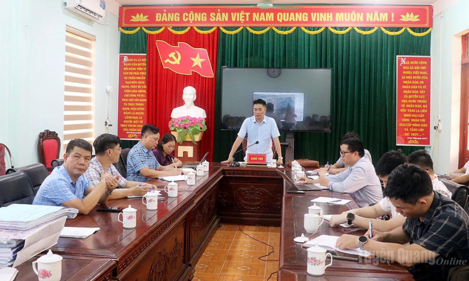 Sở X&acirc;y dựng kiểm tra, chỉ đạo khắc phục t&igrave;nh h&igrave;nh ngập &uacute;ng tại x&atilde; T&acirc;n Trịnh