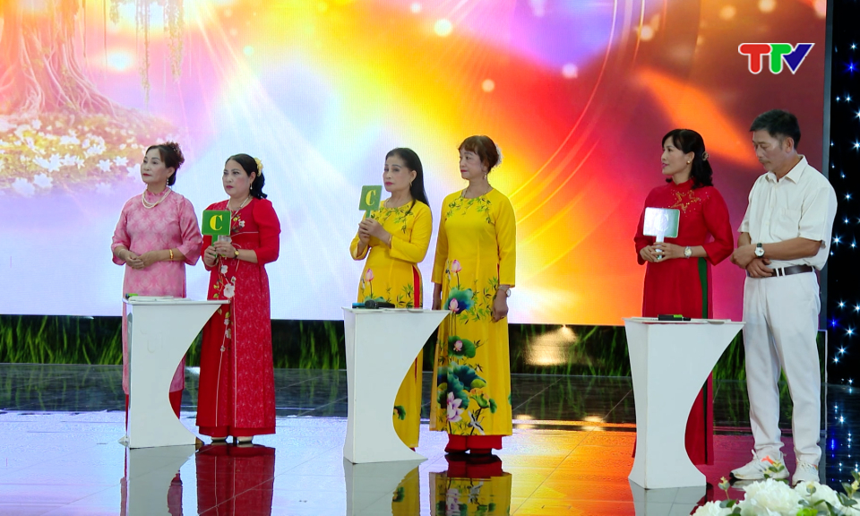  Tuổi cao ch&iacute; c&agrave;ng cao