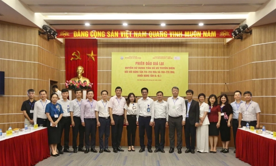 Chuẩn bị đấu gi&aacute; 3 cặp khối băng tần 900 MHz
