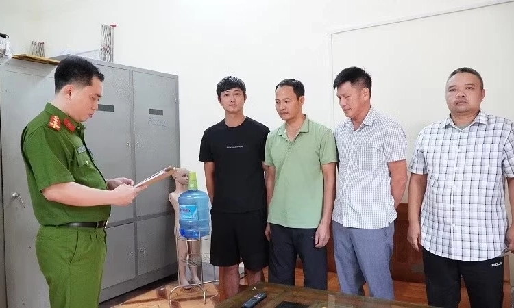 Điện Bi&ecirc;n khởi tố, bắt tạm giam 4 đối tượng về h&agrave;nh vi đ&aacute;nh bạc