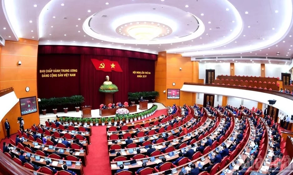 Ng&agrave;y l&agrave;m việc thứ nhất Hội nghị lần thứ ba Ban Chấp h&agrave;nh Trung ương Đảng kh&oacute;a XIV