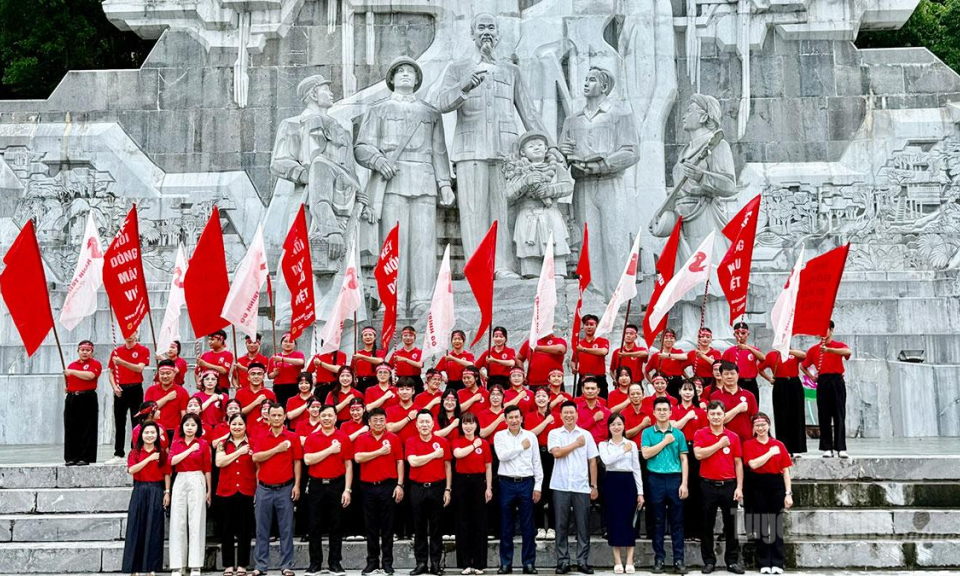Lễ xuất qu&acirc;n H&agrave;nh tr&igrave;nh đỏ năm 2026