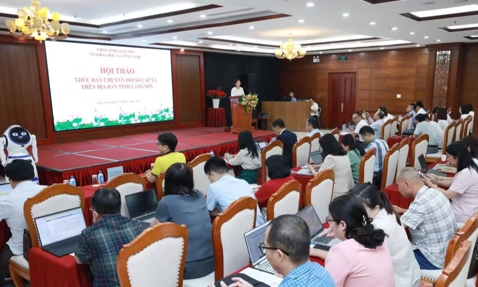 Th&uacute;c đẩy c&ocirc;ng t&aacute;c chuyển đổi số cấp x&atilde;