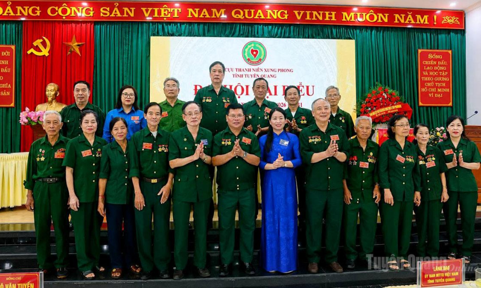 Ph&aacute;t huy truyền thống anh h&ugrave;ng, x&acirc;y dựng tổ chức Hội vững mạnh