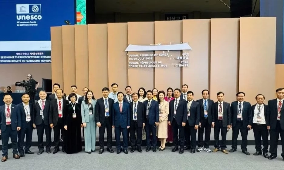 Ủy ban Di sản Thế giới th&ocirc;ng qua b&aacute;o c&aacute;o về t&igrave;nh trạng bảo tồn của Khu Trung t&acirc;m Ho&agrave;ng th&agrave;nh Thăng Long-H&agrave; Nội