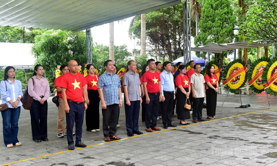 B&aacute;o VietNamNet trao gần 200 suất qu&agrave; tri &acirc;n người c&oacute; c&ocirc;ng tại x&atilde; Vị Xuy&ecirc;n