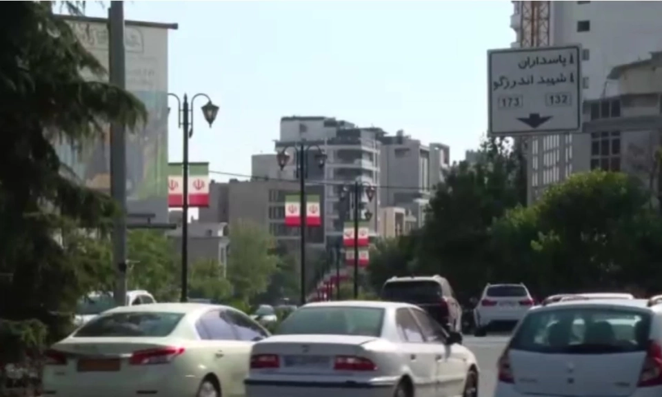 Israel tuy&ecirc;n bố gi&aacute;ng đ&ograve;n v&agrave;o chương tr&igrave;nh hạt nh&acirc;n Iran