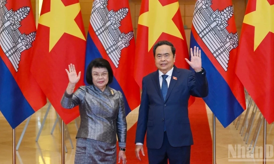 [Ảnh] Chủ tịch Quốc hội Trần Thanh Mẫn hội đ&agrave;m với Chủ tịch Quốc hội Vương quốc Campuchia Samdech Khuon Sudary