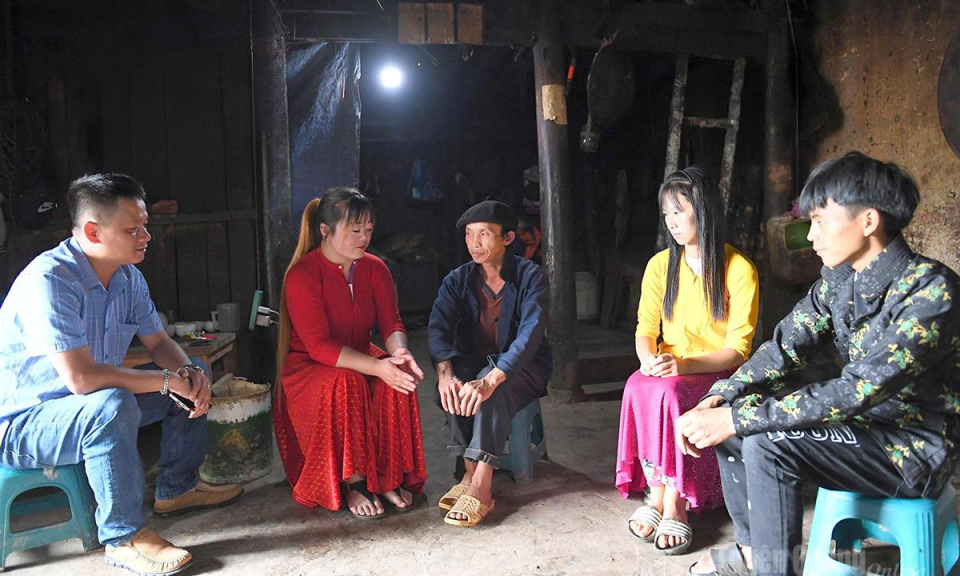 B&agrave;i 2:  Đồng thuận x&acirc;y trường