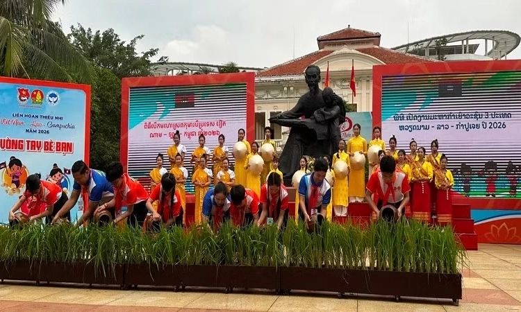 Li&ecirc;n hoan Thiếu nhi Việt Nam-L&agrave;o-Campuchia năm 2026