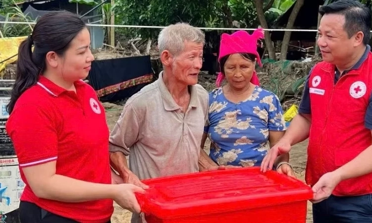 Bền bỉ nối d&agrave;i h&agrave;nh tr&igrave;nh nh&acirc;n &aacute;i