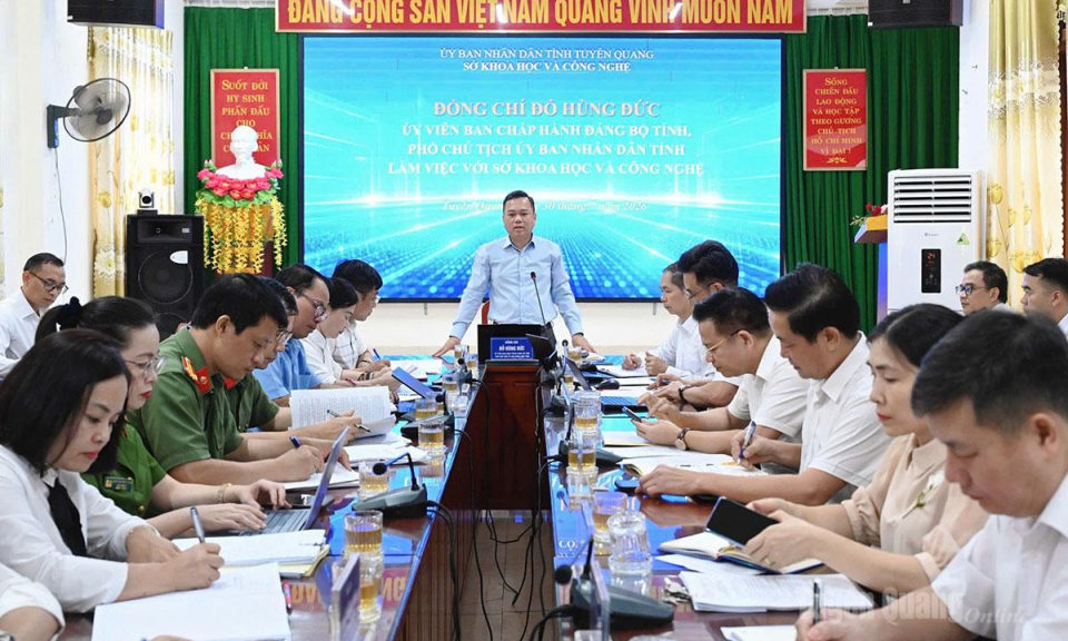 Khoa học c&ocirc;ng nghệ v&agrave; chuyển đổi số phải l&agrave; động lực then chốt cho tăng trưởng