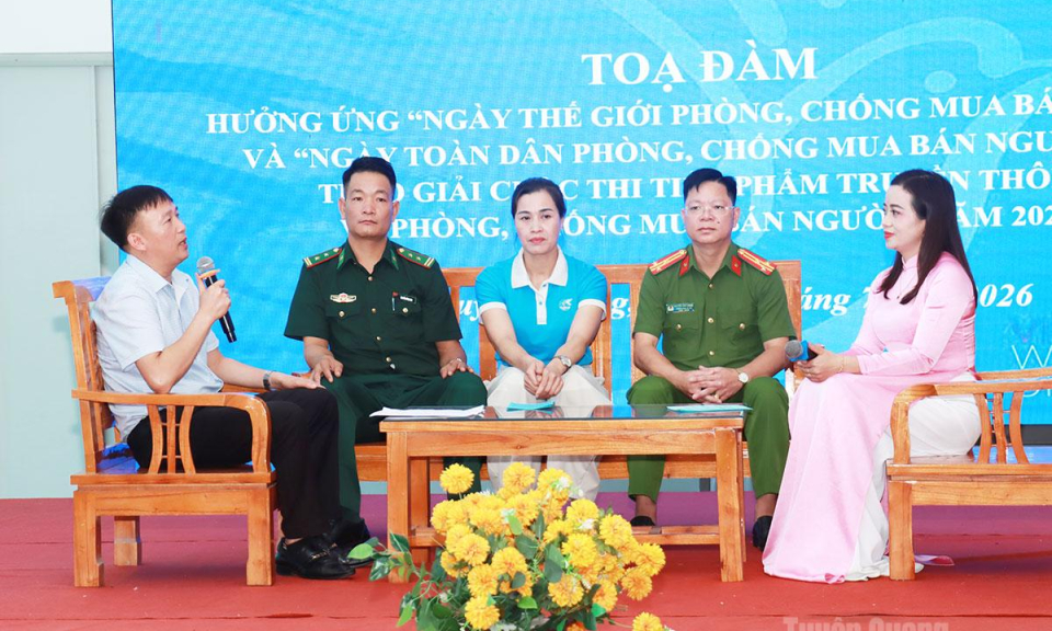 Trao giải Cuộc thi tiểu phẩm truyền th&ocirc;ng về ph&ograve;ng, chống mua b&aacute;n người