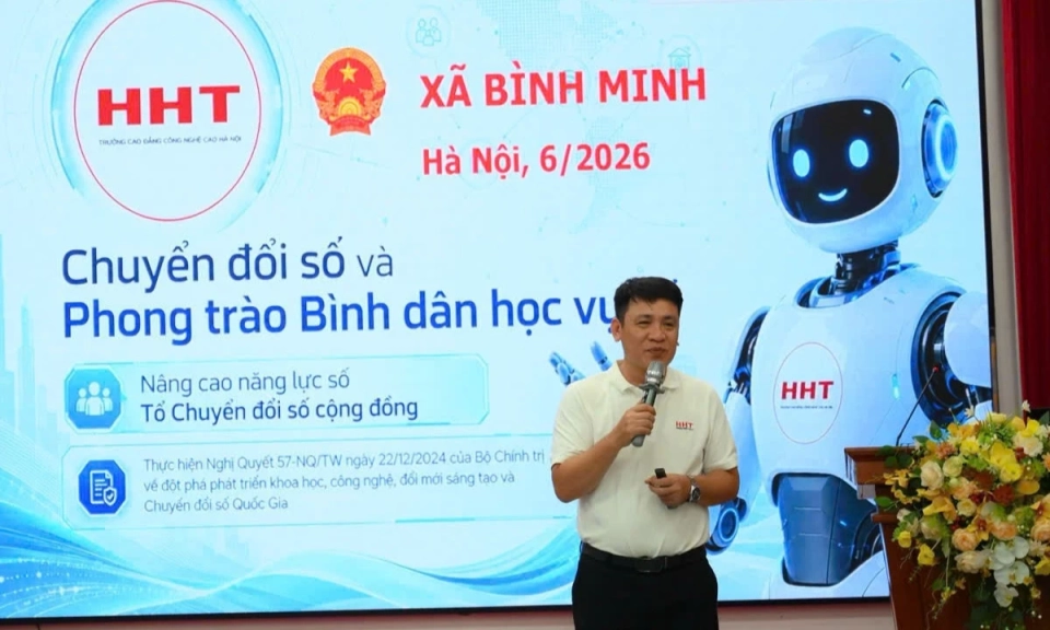 Trưởng khoa C&ocirc;ng nghệ th&ocirc;ng tin đưa AI đến gần hơn với người d&acirc;n