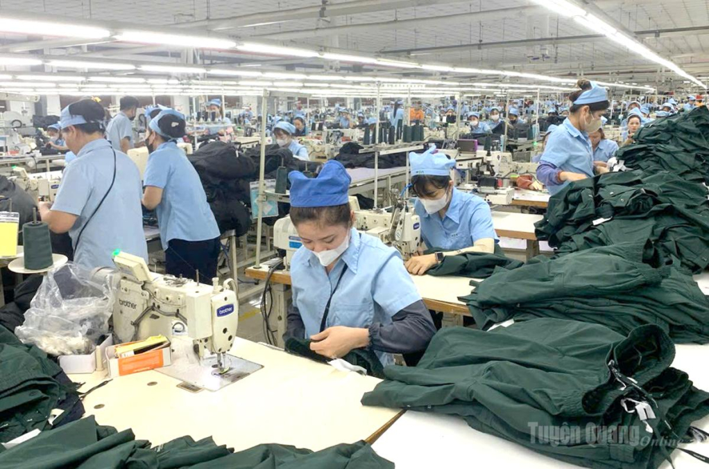 Để đảm bảo sản xuất, Công ty MSA-YB cần khoảng 900 lao động.