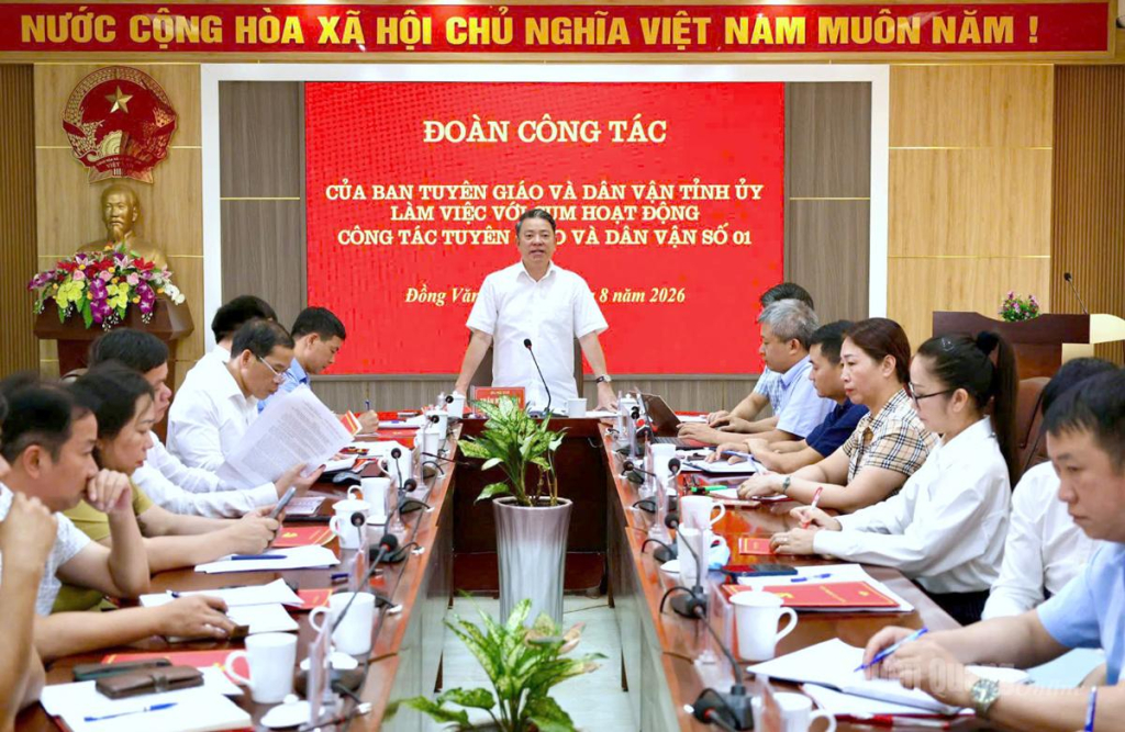 Đồng chí Trần Mạnh Lợi, Trưởng Ban Tuyên giáo và Dân vận Tỉnh ủy kết luận tại buổi làm việc.