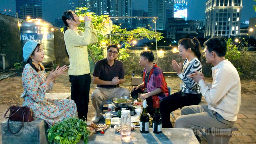 Một cảnh trong phim “Dưới ô cửa sáng đèn”.