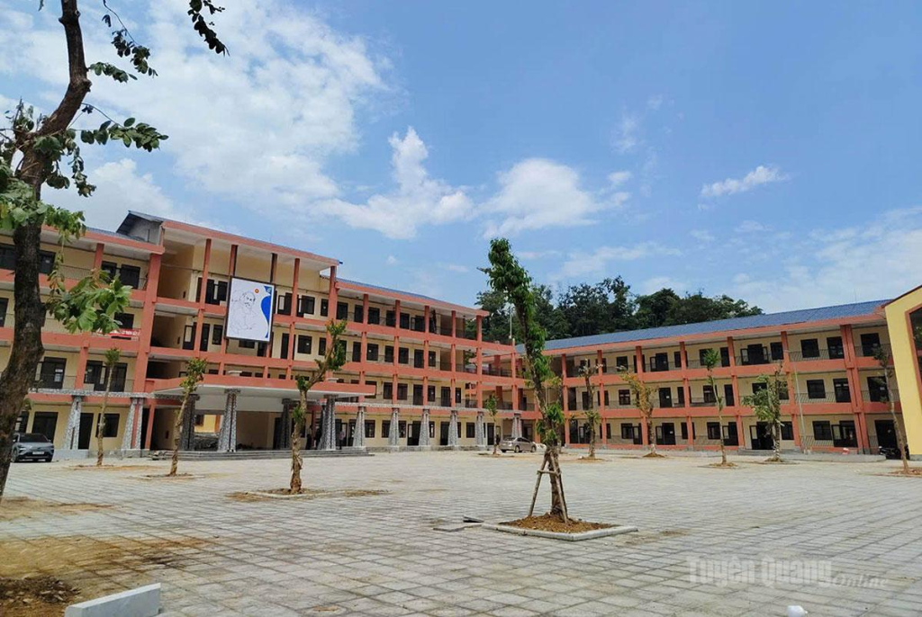 Trường Phổ thông nội trú liên cấp Tiểu học và THCS Thanh Thủy đã sẵn sàng cho  Lễ khánh thành và khai giảng năm học mới.