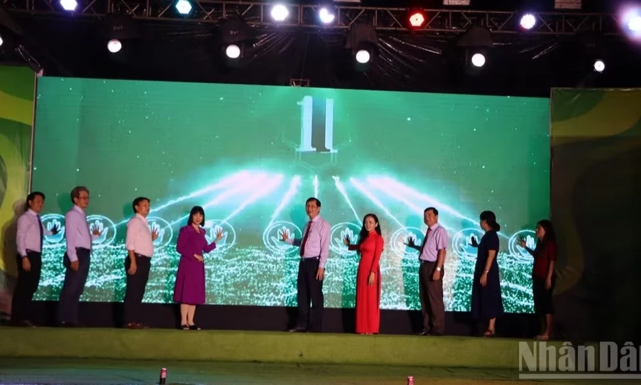 An Giang: Khai mạc Ng&agrave;y hội B&aacute;nh d&acirc;n gian Nam Bộ