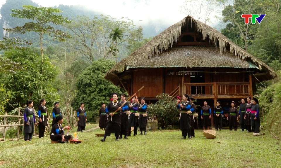 Mạch nguồn văn h&oacute;a T&agrave;y