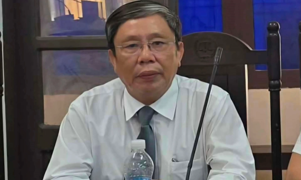 G&acirc;y l&atilde;ng ph&iacute; trong lĩnh vực quản l&yacute;, sử dụng vốn đầu tư c&ocirc;ng c&oacute; thể bị xử l&yacute; h&igrave;nh sự