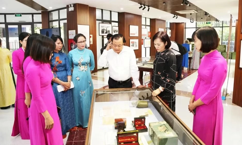 Kỷ vật của những c&aacute;n bộ đi B: Vẫn tiếp diễn những h&agrave;nh tr&igrave;nh tri &acirc;n