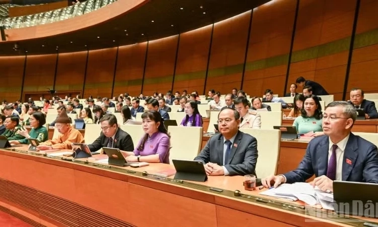 Tr&igrave;nh Quốc hội cơ chế đặc th&ugrave; xử l&yacute; vi phạm li&ecirc;n quan kinh tế Nh&agrave; nước, kinh tế tư nh&acirc;n