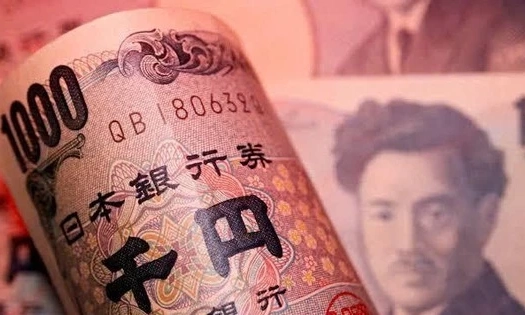 Nhật Bản sẵn s&agrave;ng tiếp tục can thiệp để cứu đồng y&ecirc;n