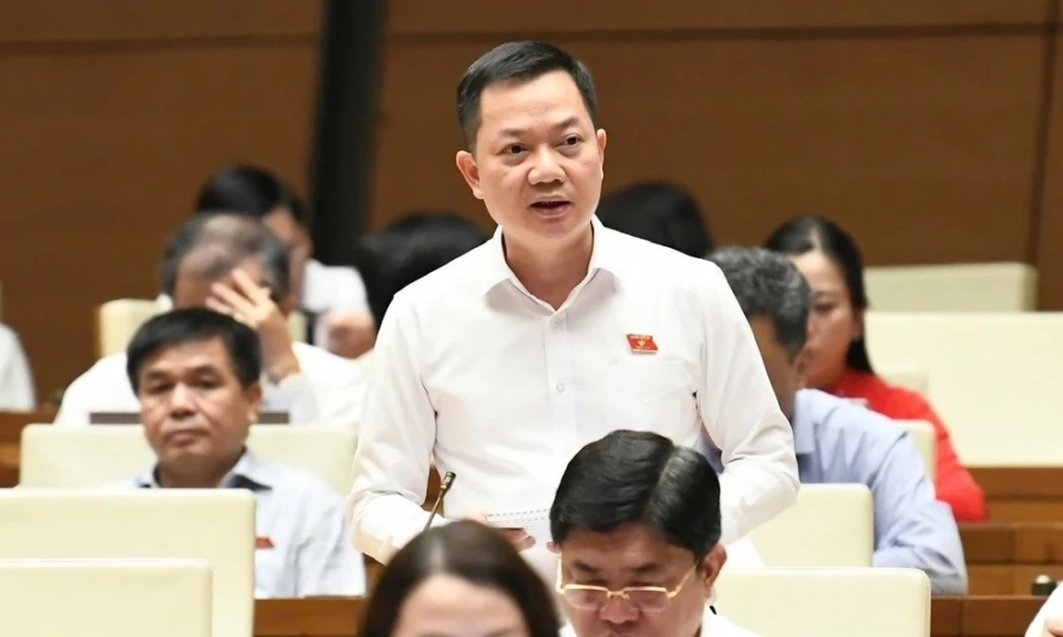 Kỳ họp kh&ocirc;ng thường lệ thứ nhất: Kiến tạo m&ocirc;i trường thể chế hiện đại, ổn định, dẫn dắt sự ph&aacute;t triển