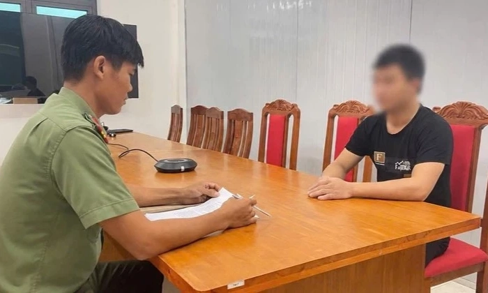 Phạt thanh ni&ecirc;n ph&aacute;t ng&ocirc;n x&uacute;c phạm, kỳ thị d&acirc;n tộc tr&ecirc;n mạng x&atilde; hội