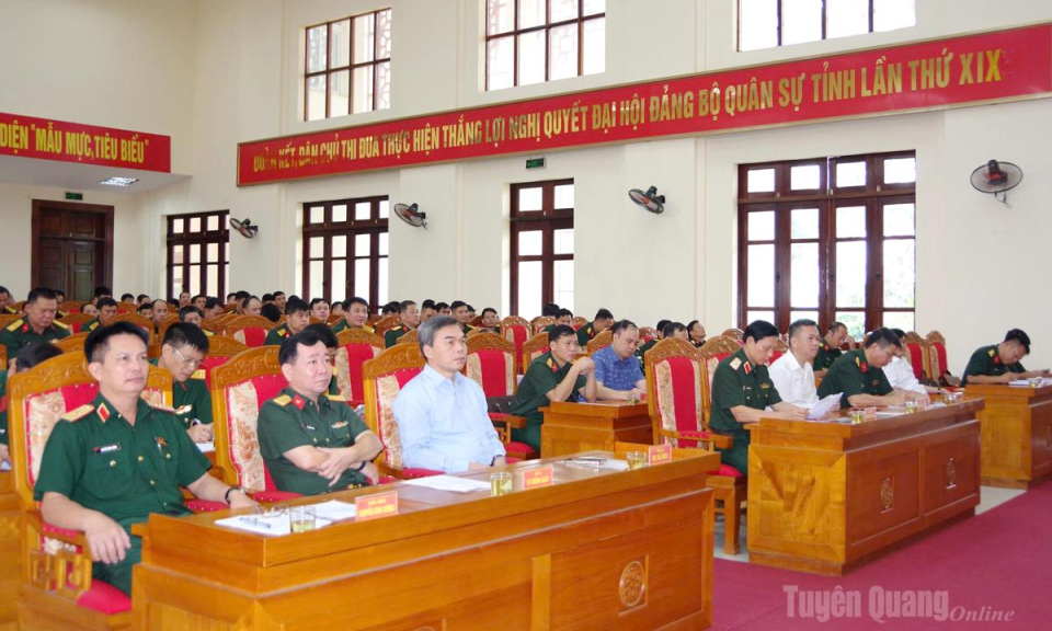 Tổ chức lại Ban Chỉ huy Ph&ograve;ng thủ khu vực th&agrave;nh Trung đo&agrave;n Bộ binh trực thuộc Bộ CHQS tỉnh