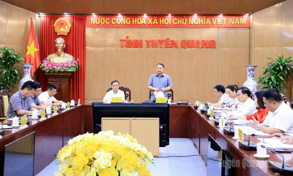 Đẩy nhanh xử l&yacute; vướng mắc tại c&aacute;c dự &aacute;n tồn đọng k&eacute;o d&agrave;i v&agrave; x&acirc;y dựng cơ sở dữ liệu đất đai
