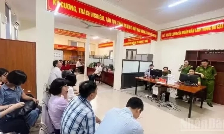 Hiện đại h&oacute;a nền h&agrave;nh ch&iacute;nh số của Đảng