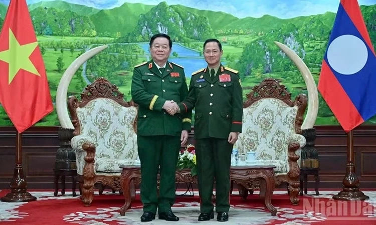 Việt Nam-L&agrave;o tăng cường hợp t&aacute;c c&ocirc;ng t&aacute;c đảng, c&ocirc;ng t&aacute;c ch&iacute;nh trị trong Qu&acirc;n đội
