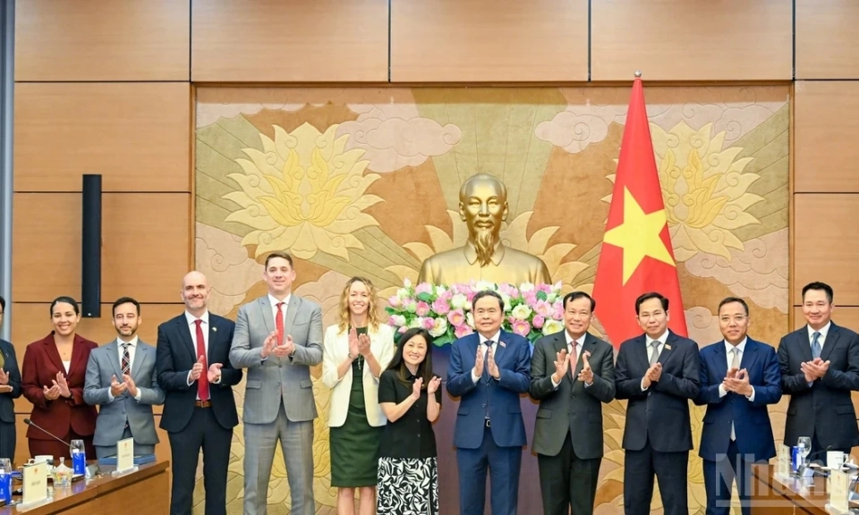 [Ảnh] Chủ tịch Quốc hội Trần Thanh Mẫn tiếp Đại sứ Hoa Kỳ, Đại sứ Malaysia