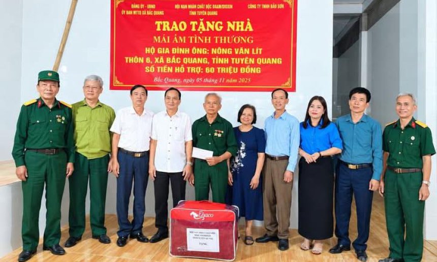 Vượt l&ecirc;n nỗi đau da cam