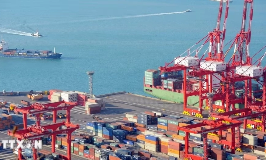 H&agrave;n Quốc &aacute;p dụng ưu đ&atilde;i thuế hỗ trợ 6 ng&agrave;nh c&ocirc;ng nghiệp chiến lược