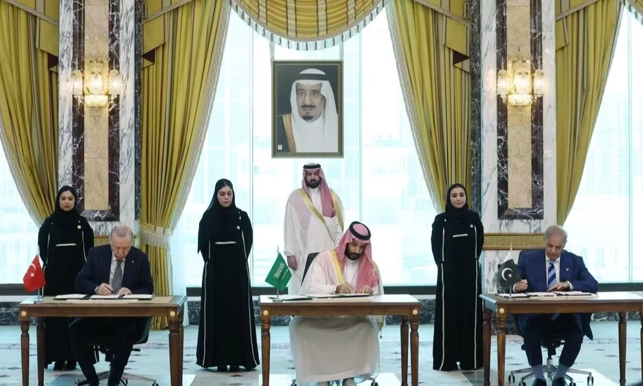 Saudi Arabia, Thổ Nhĩ Kỳ v&agrave; Pakistan k&yacute; hiệp ước ph&ograve;ng thủ ba b&ecirc;n - bước ngoặt địa ch&iacute;nh trị quan trọng